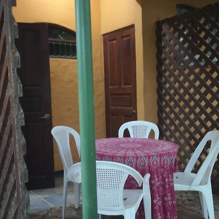 Hotel Cabinas La Playa 플라야 아베야나 외부 사진
