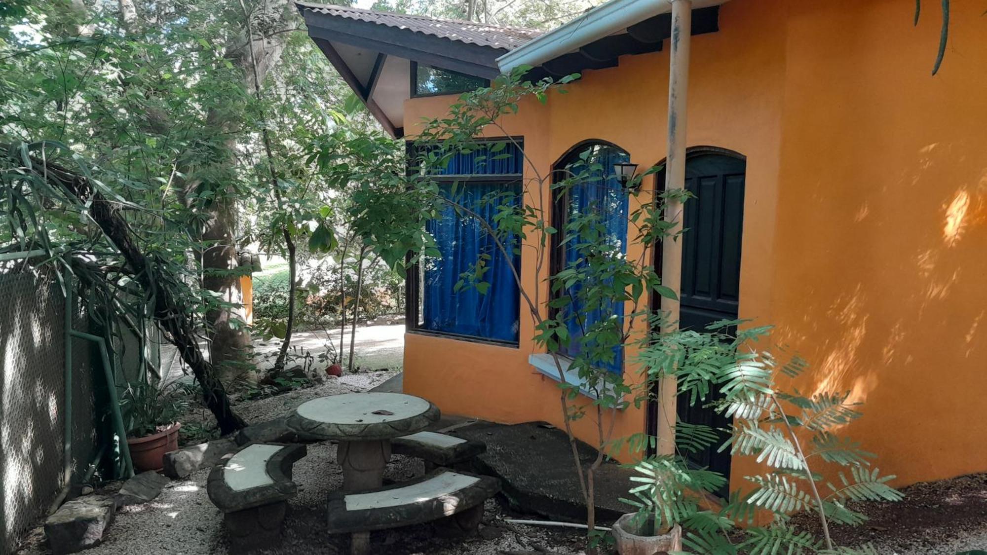 Hotel Cabinas La Playa 플라야 아베야나 외부 사진