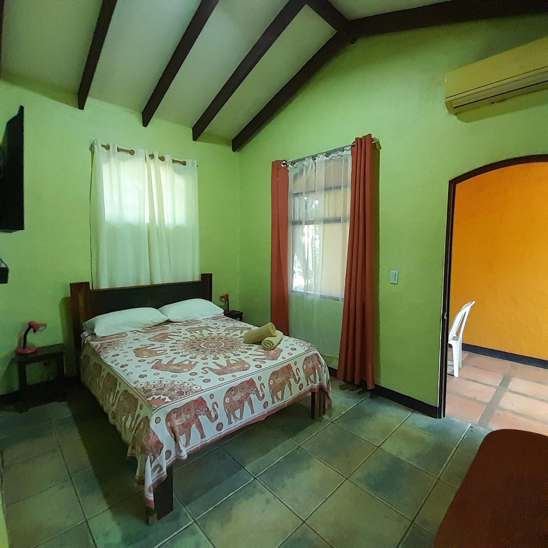 Hotel Cabinas La Playa 플라야 아베야나 외부 사진