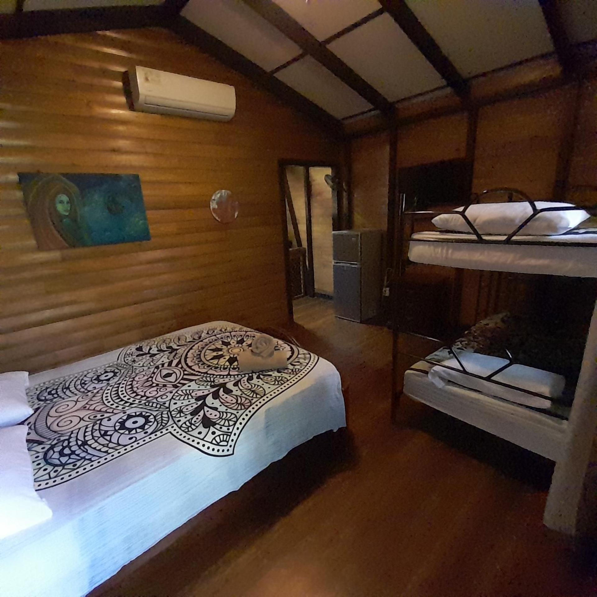 Hotel Cabinas La Playa 플라야 아베야나 외부 사진
